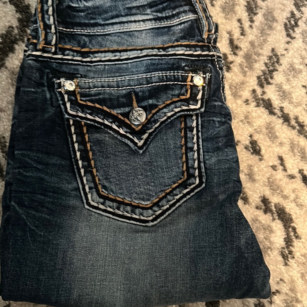 Like New Miss Me Capris